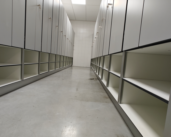 Lockers met open schoenenvakken